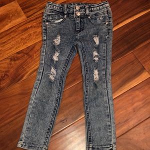 Dollhouse size 5t light wash distressed jeans